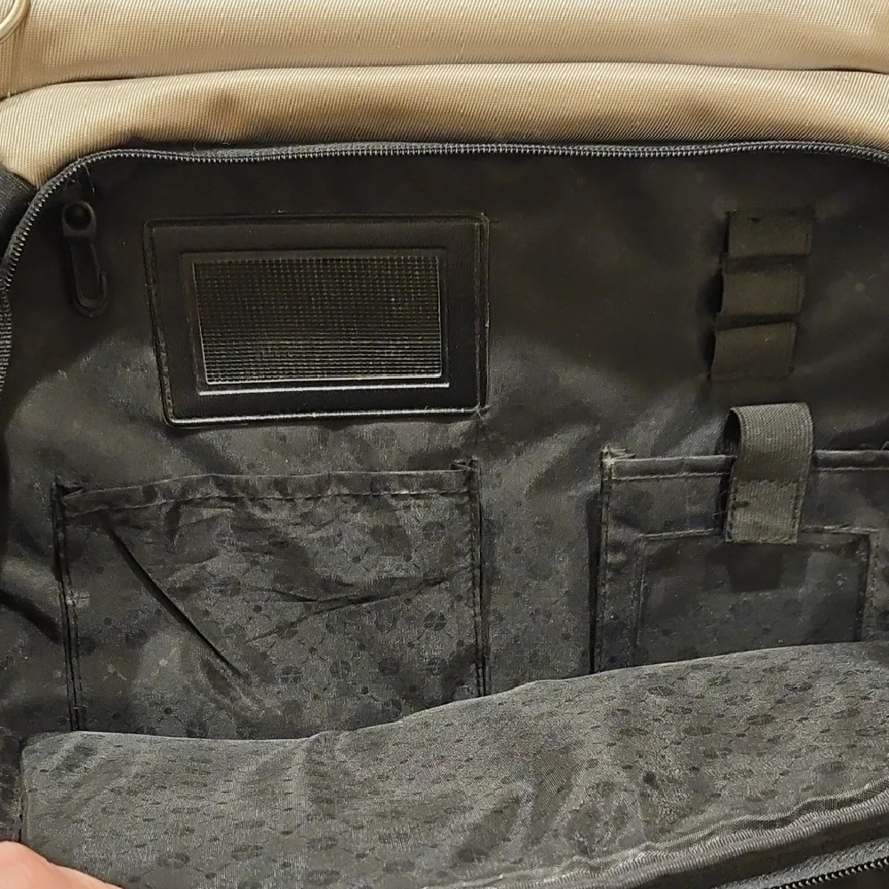 Foray Black and Silver/Gray Laptop Bag with Sporty Design